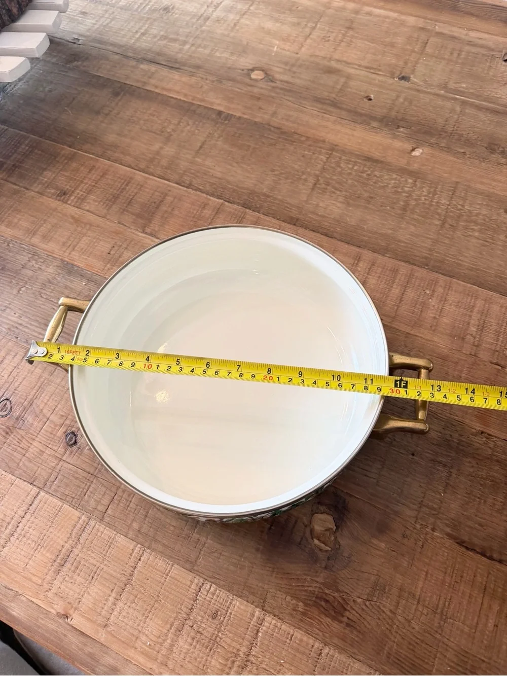 Tabletops Unlimited Kensington Garden Porcelain Enamel Casserole Dish.